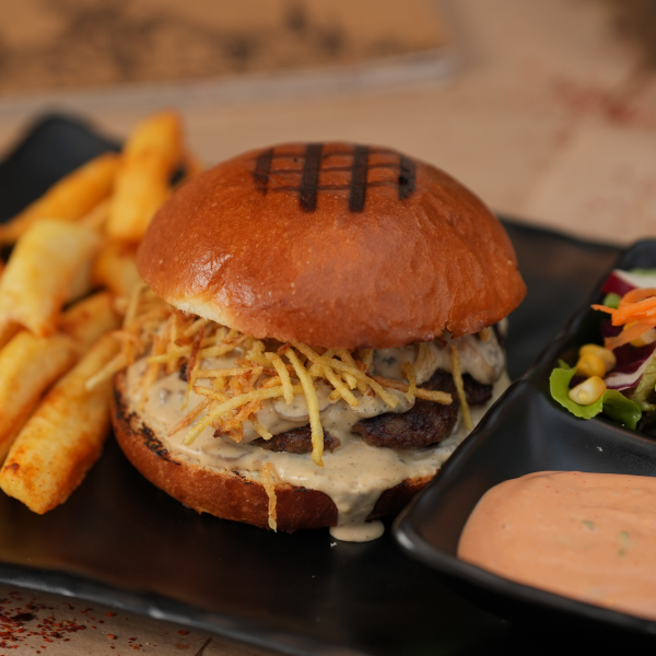 Mantar Soslu Lüküs Burger